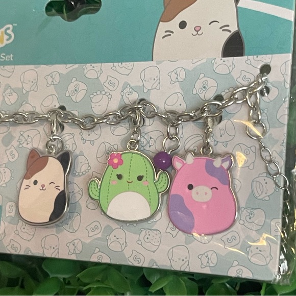 Squishmallows Add a Charm Interchangeable Bracelet Set NEW - Picture 9 of 12